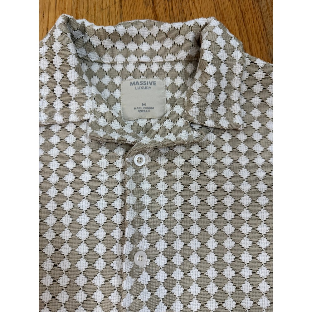 Massive Luxury Men's M Trendy Retro Diamond Open Knit Button Down Camp Resort
